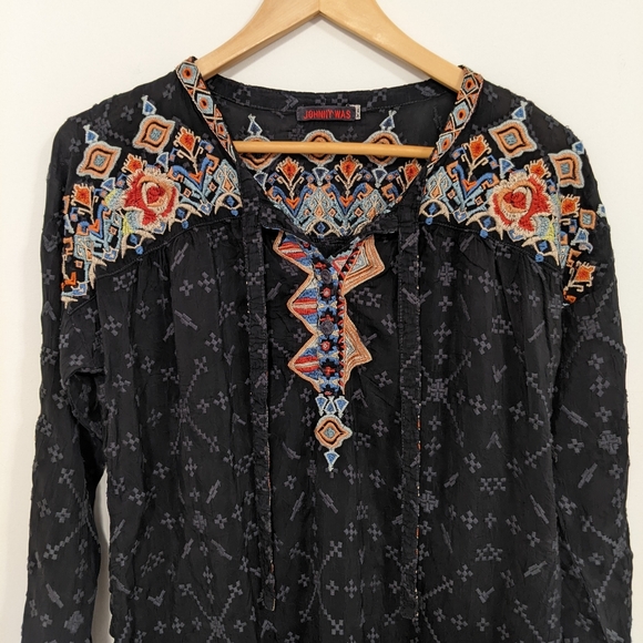Johnny Was Embroidered Gina Long Sleeve Blouse Tunic Black M - Picture 9 of 15